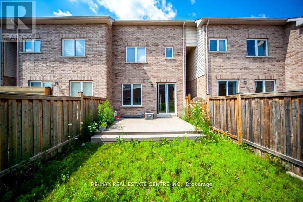 130 Sussexvale Drive, Brampton, Ontario  L6R 3R2 - Photo 40 - W12614140