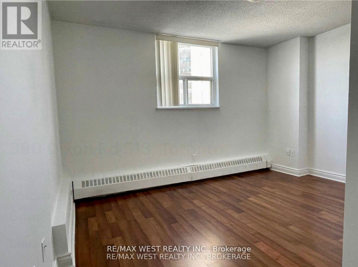 513 - 390 Dixon Road, Toronto, Ontario  M9R 1T4 - Photo 5 - W12614148