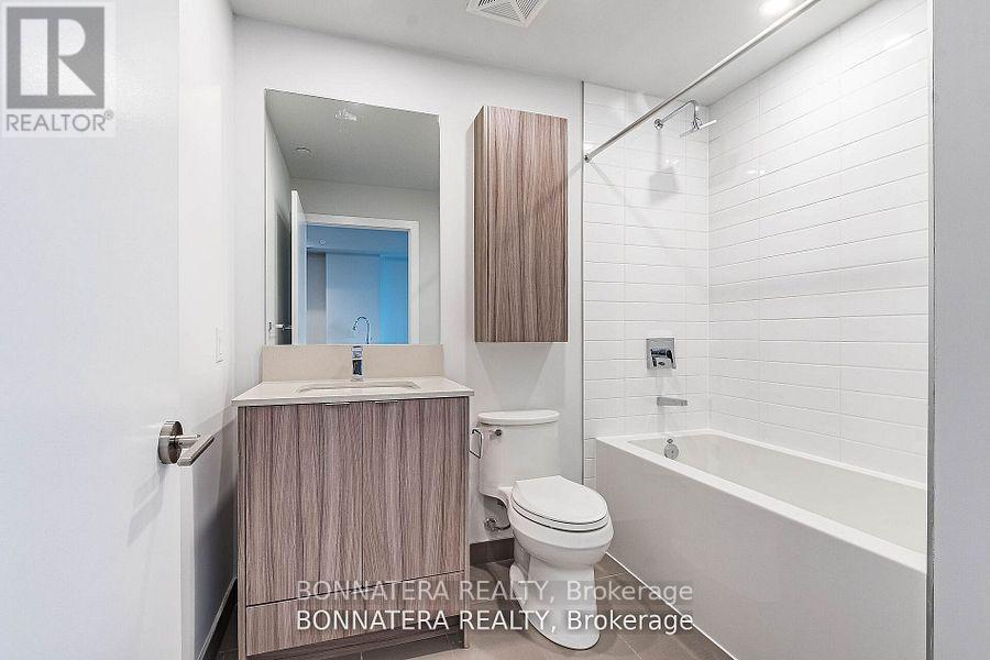 3702 - 4130 Parkside Village Drive, Mississauga, Ontario  L5B 0L7 - Photo 31 - W12614154