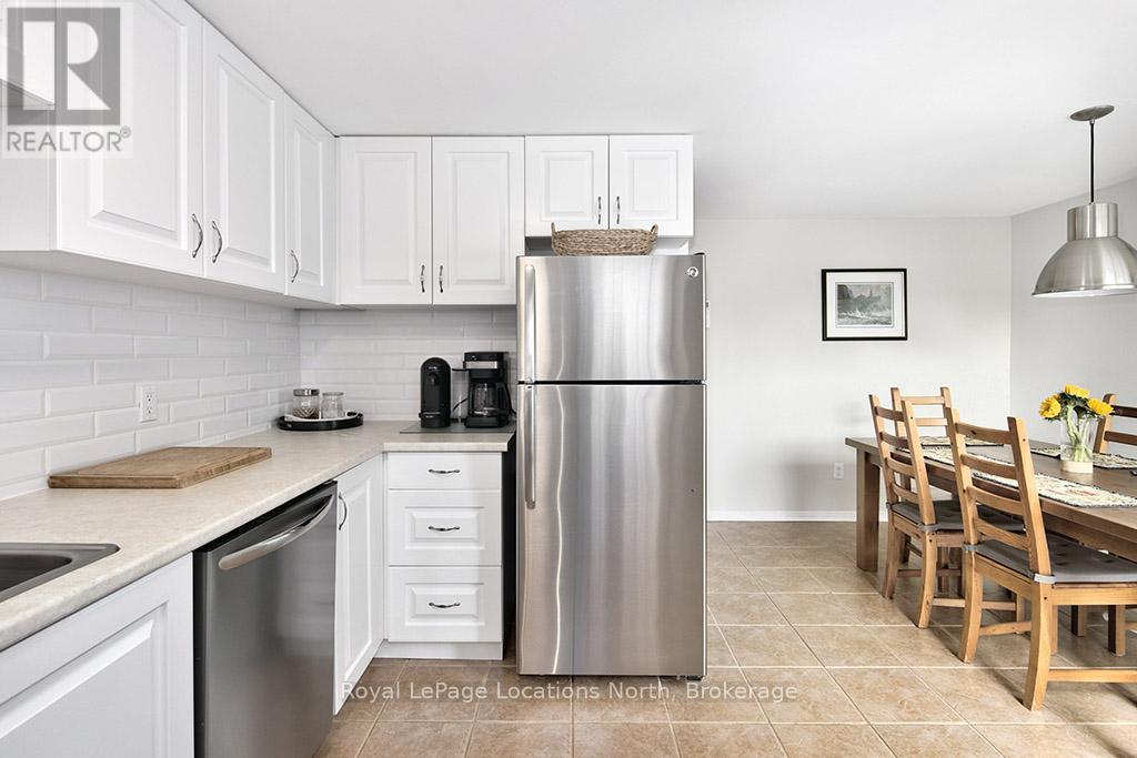 38 - 127 Alfred Street W, Blue Mountains, Ontario  N0H 2P0 - Photo 31 - X12614270