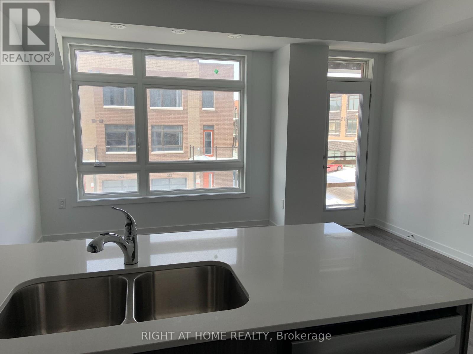 274 Dalhousie Street, Vaughan, Ontario L4L 0L8 - Photo 8 - N12614198