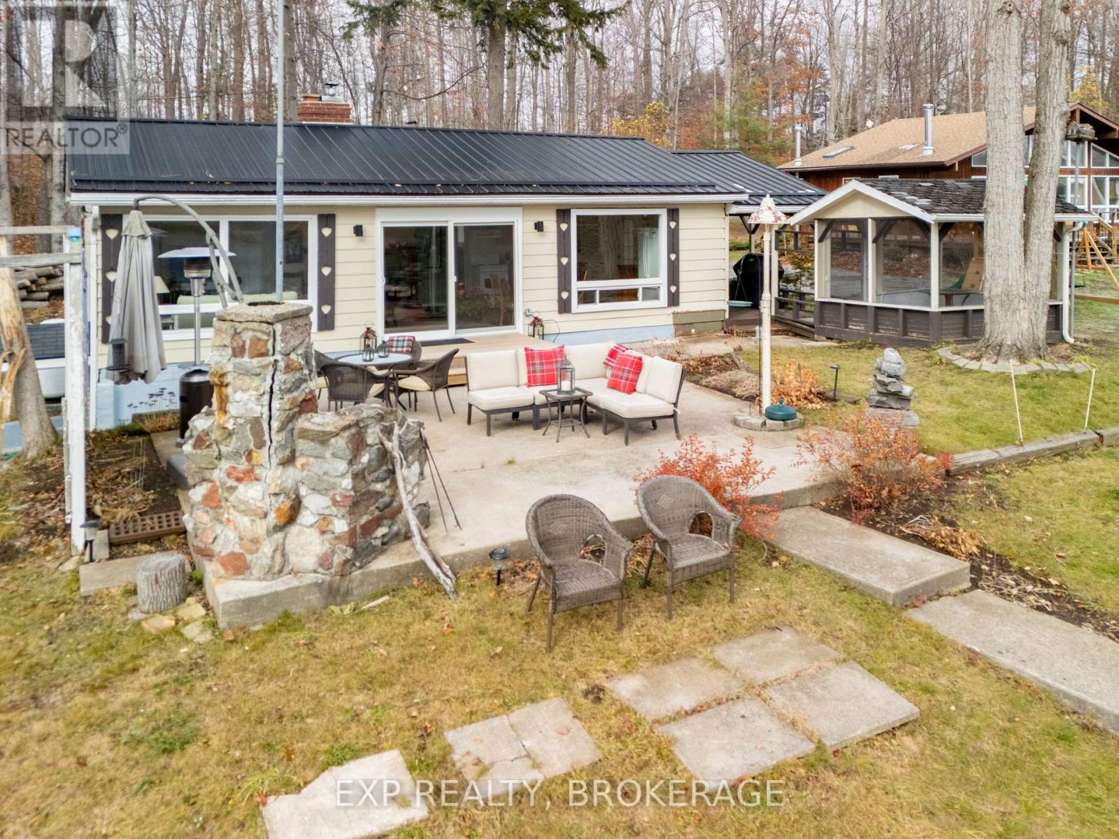 2107 Hambly Lane, Frontenac, Ontario  K0H 1W0 - Photo 10 - X12614276