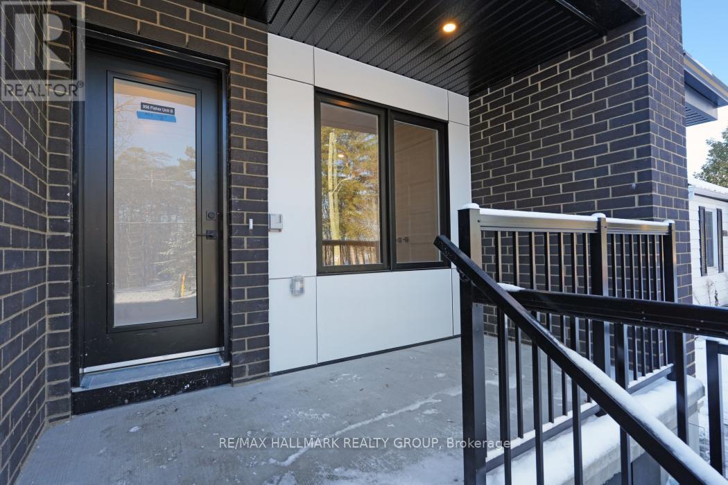 B - 956 Fisher Avenue, Ottawa, Ontario  K1Z 6P4 - Photo 21 - X12614208