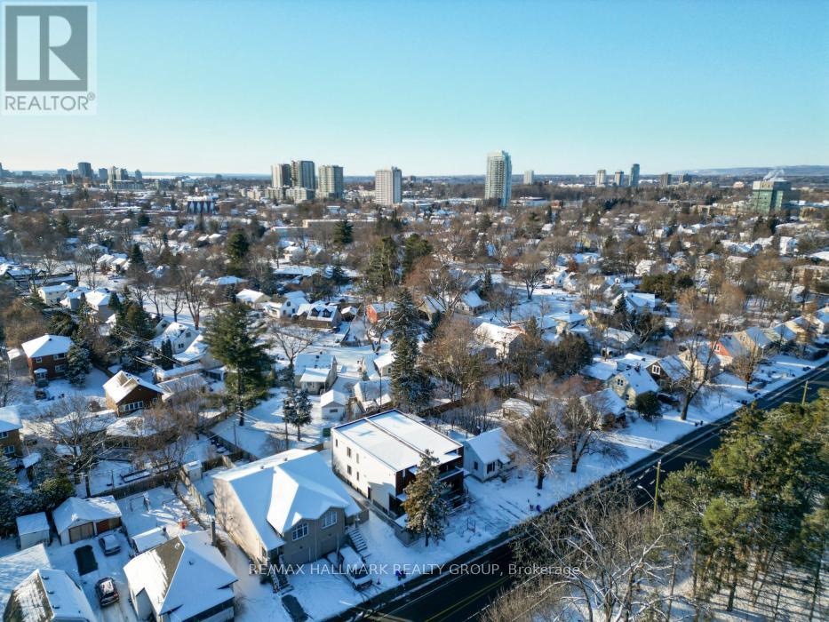 B - 956 Fisher Avenue, Ottawa, Ontario  K1Z 6P4 - Photo 31 - X12614208