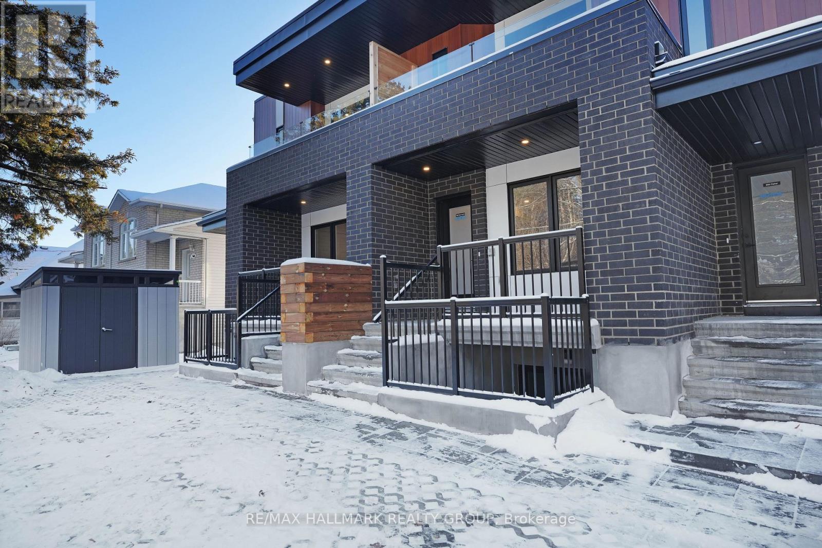 B - 958 Fisher Avenue, Ottawa, Ontario  K1Z 6P4 - Photo 3 - X12614232