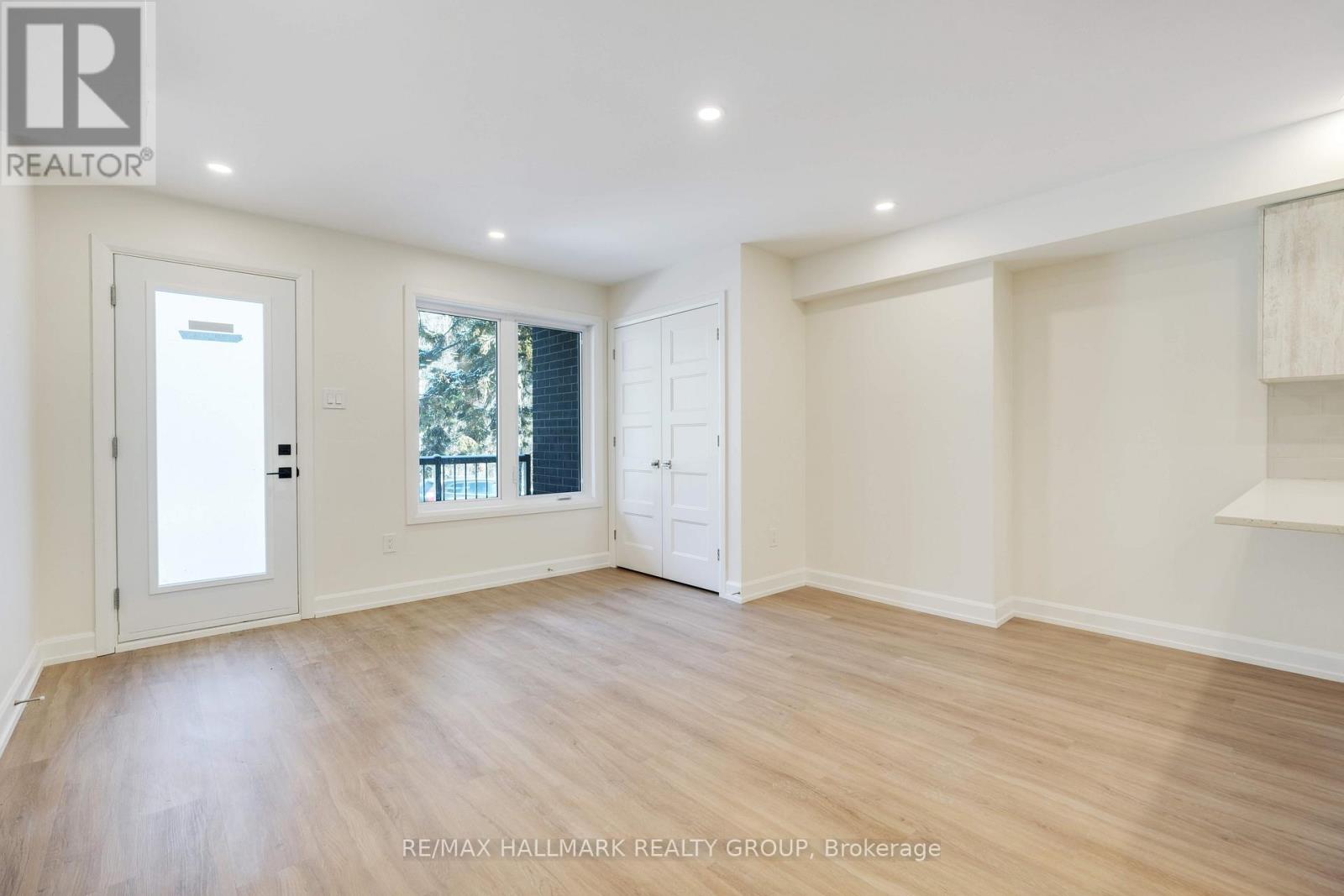 B - 958 Fisher Avenue, Ottawa, Ontario  K1Z 6P4 - Photo 8 - X12614232