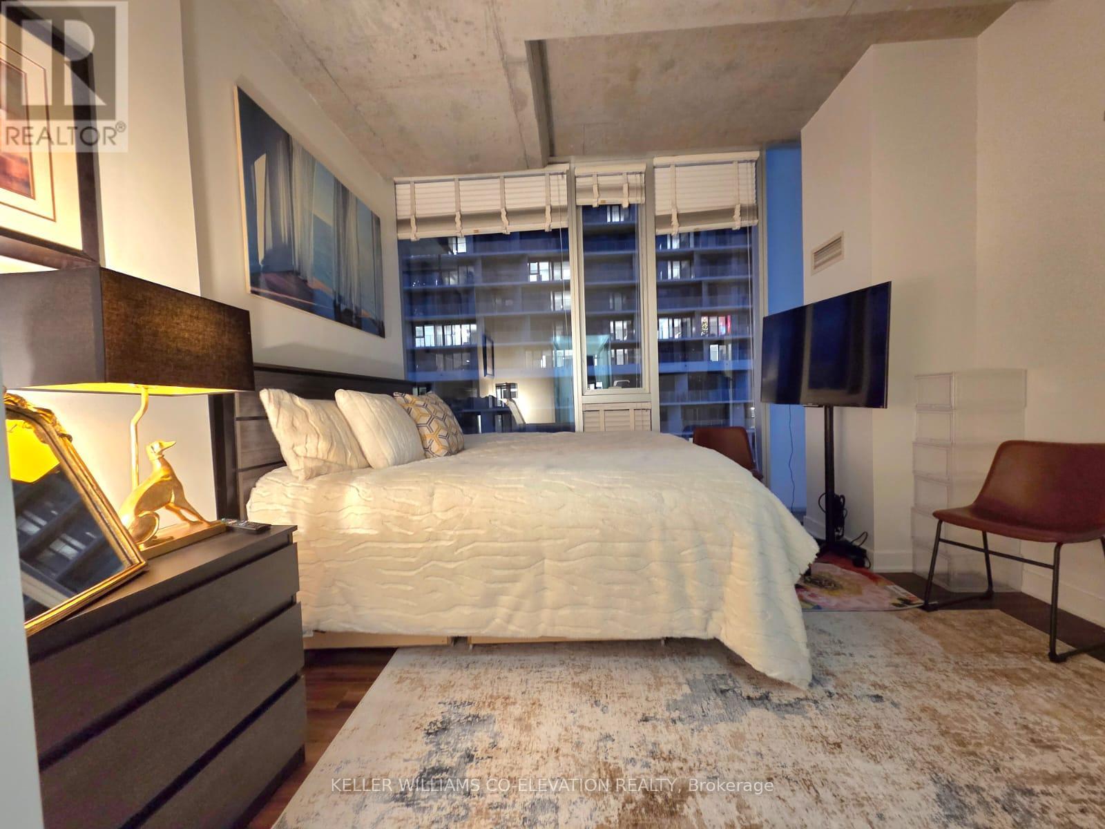 1305 - 552 Wellington Street, Toronto, Ontario  M5V 2V1 - Photo 11 - C12613978