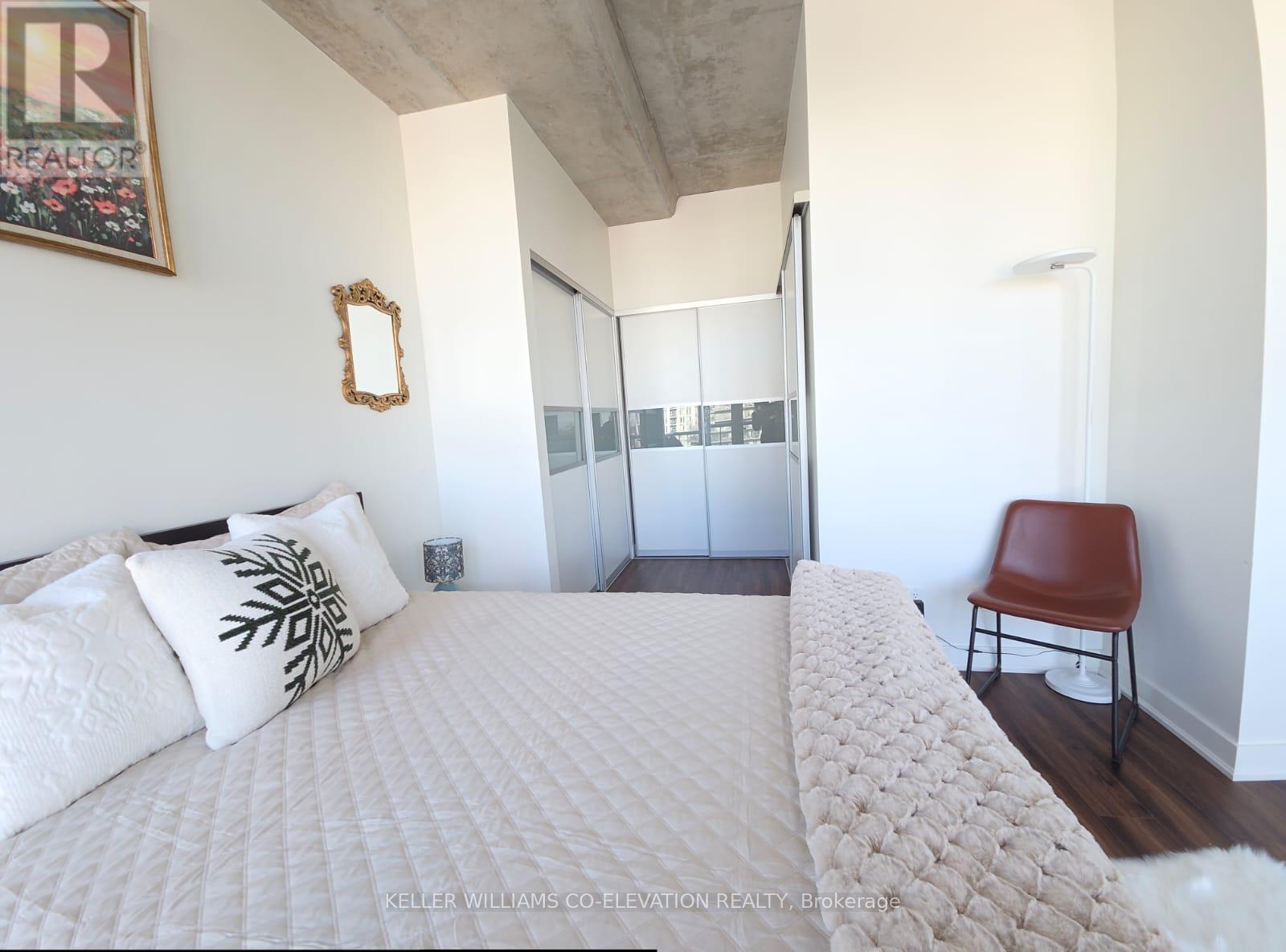 1305 - 552 Wellington Street, Toronto, Ontario  M5V 2V1 - Photo 5 - C12613978