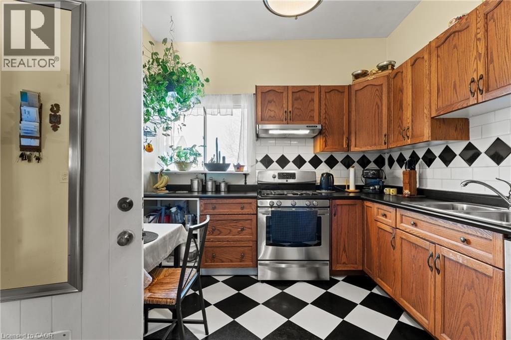 64 Florence Street, Hamilton, Ontario L8R 1W6 - Photo 21 - 40792857