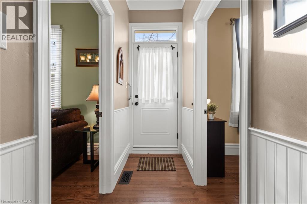 64 Florence Street, Hamilton, Ontario L8R 1W6 - Photo 5 - 40792857