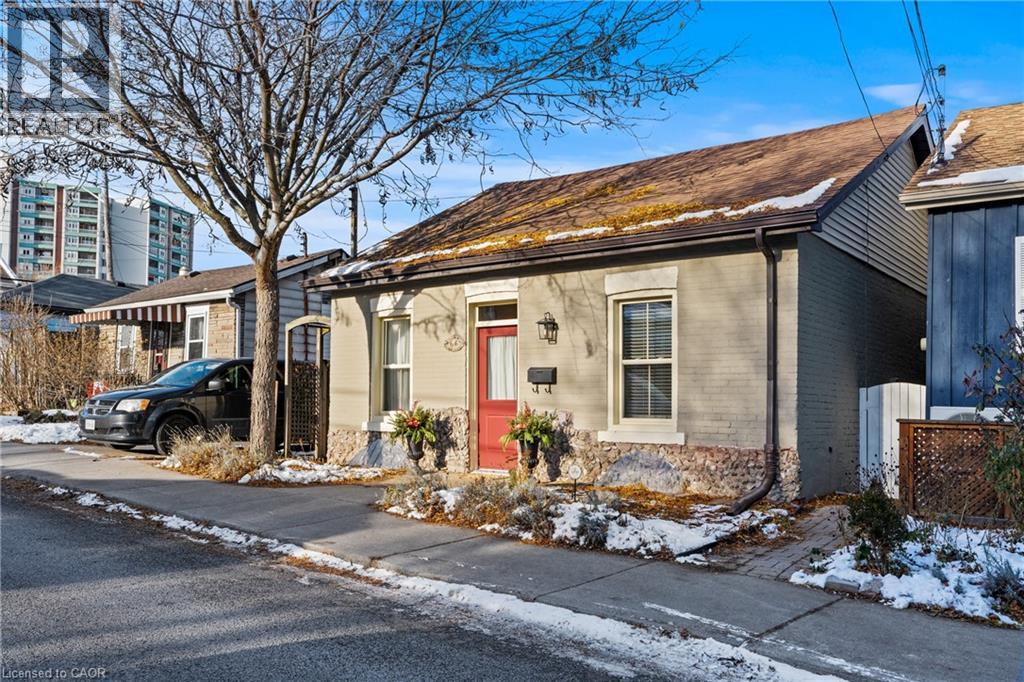 64 Florence Street, Hamilton, Ontario L8R 1W6 - Photo 4 - 40792857
