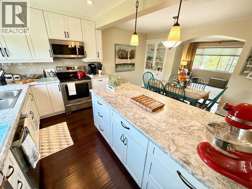 324, 457 Collinge Road, Hinton, Alberta T7V 1K8 - Photo 6 - A2252606