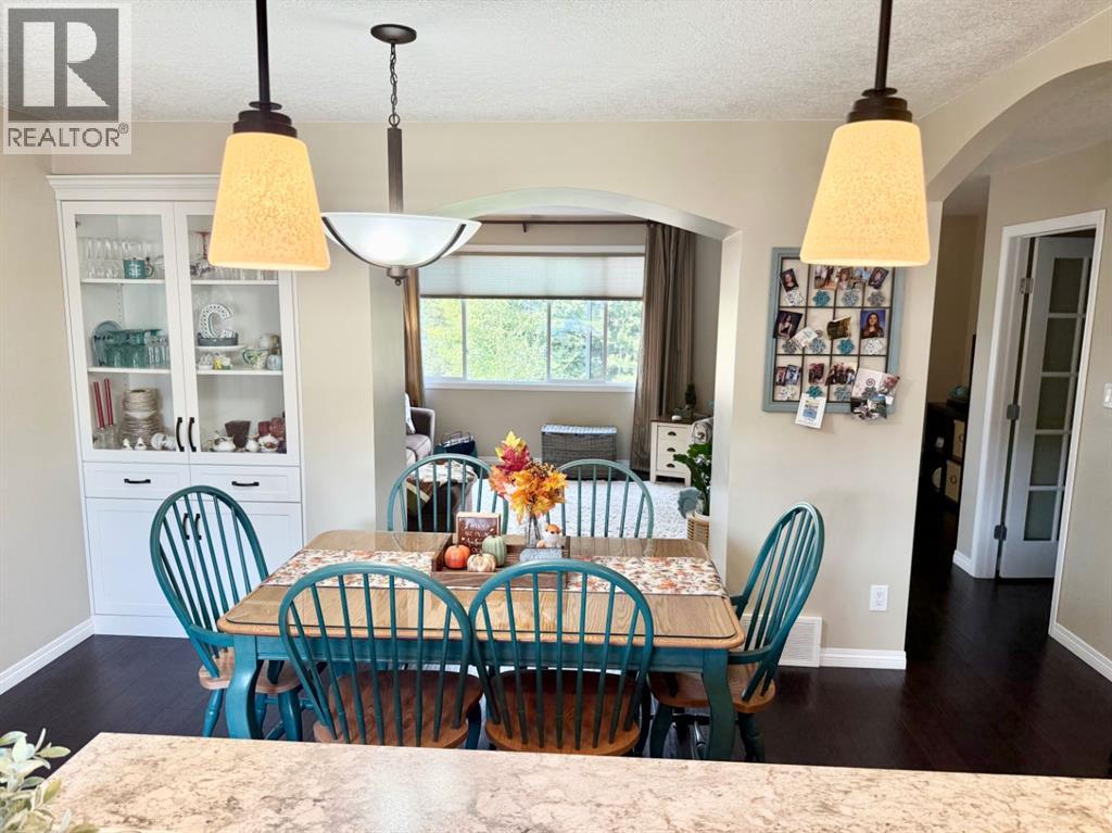 324, 457 Collinge Road, Hinton, Alberta T7V 1K8 - Photo 10 - A2252606