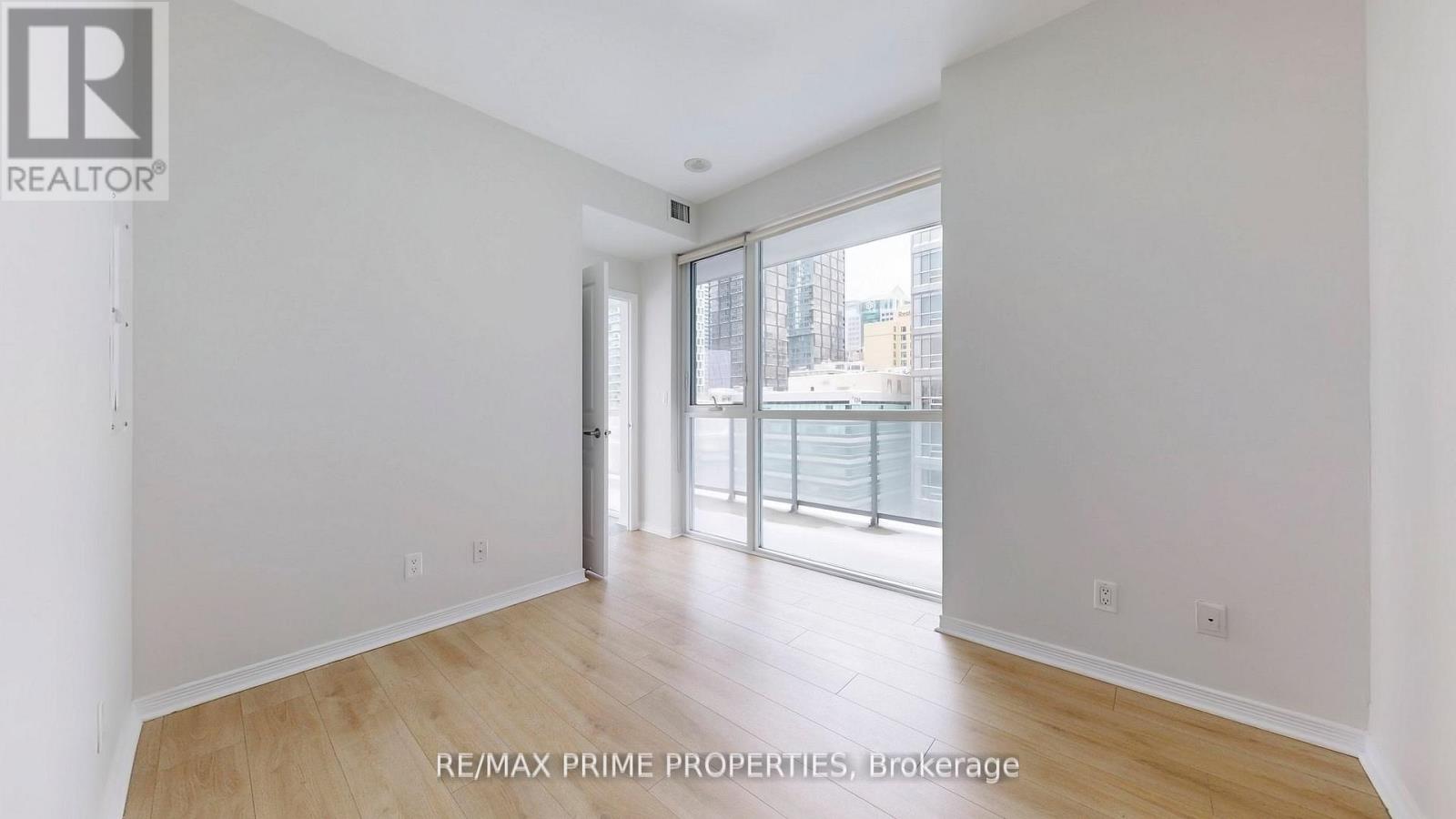 1116 - 352 Front Street W, Toronto (Waterfront Communities), Ontario  M5V 0K3 - Photo 14 - C12614252