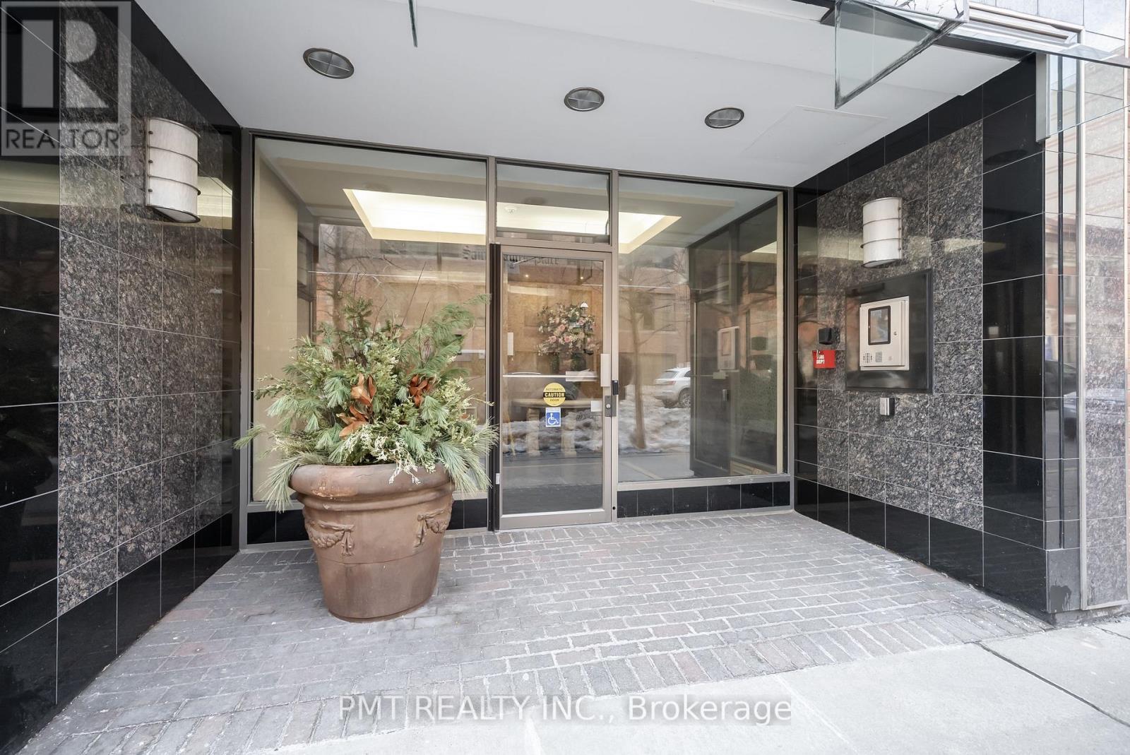 801 - 95 Lombard Street, Toronto, Ontario  M5C 2V3 - Photo 39 - C12614290