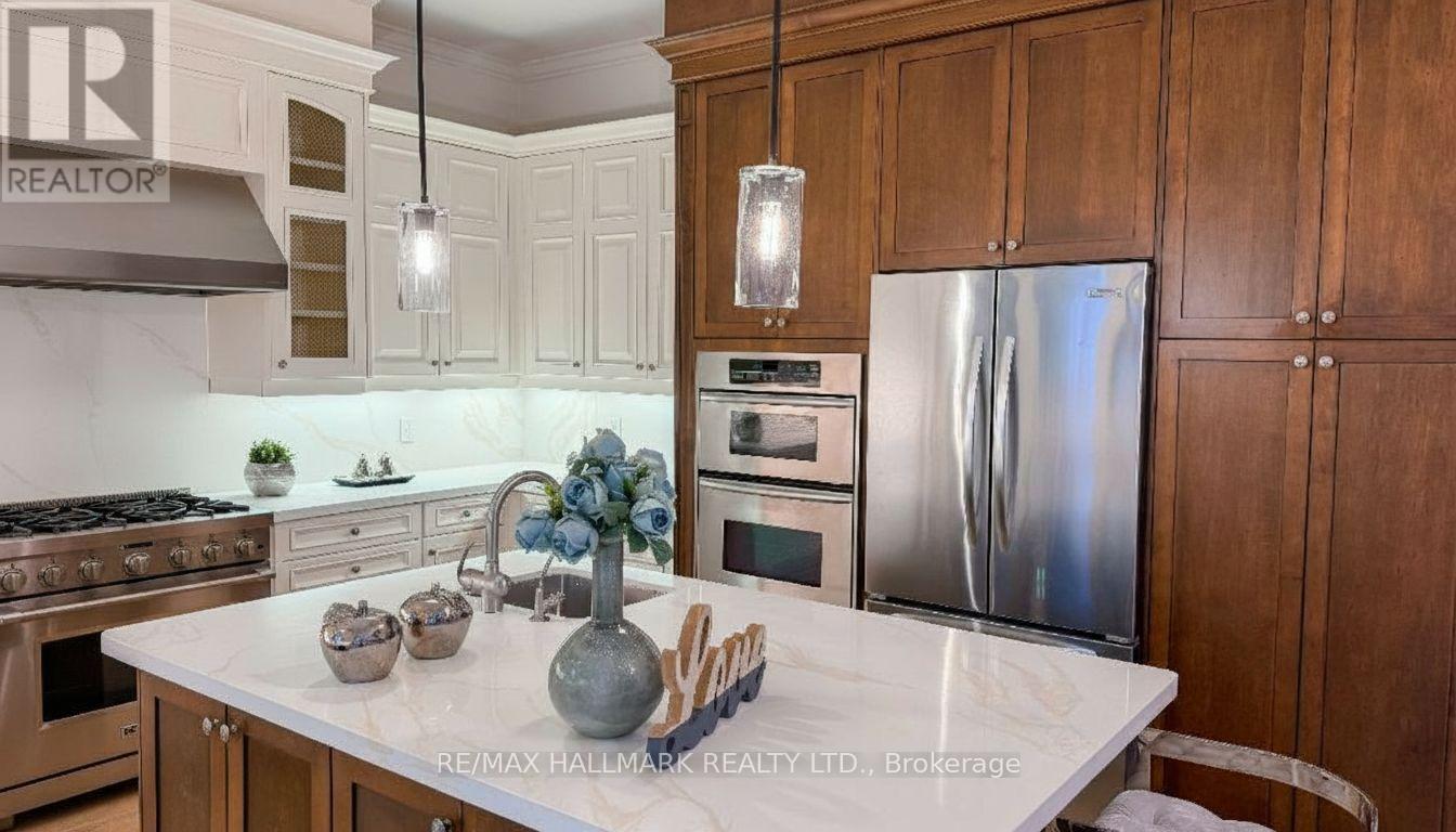 383 Paradelle Drive, Richmond Hill, Ontario  L4E 4R8 - Photo 15 - N12414456