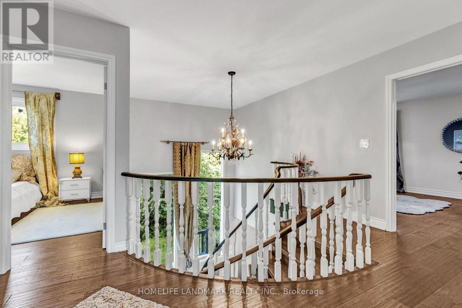 156 Duncan Road, Richmond Hill, Ontario  L4C 6J8 - Photo 13 - N12612768