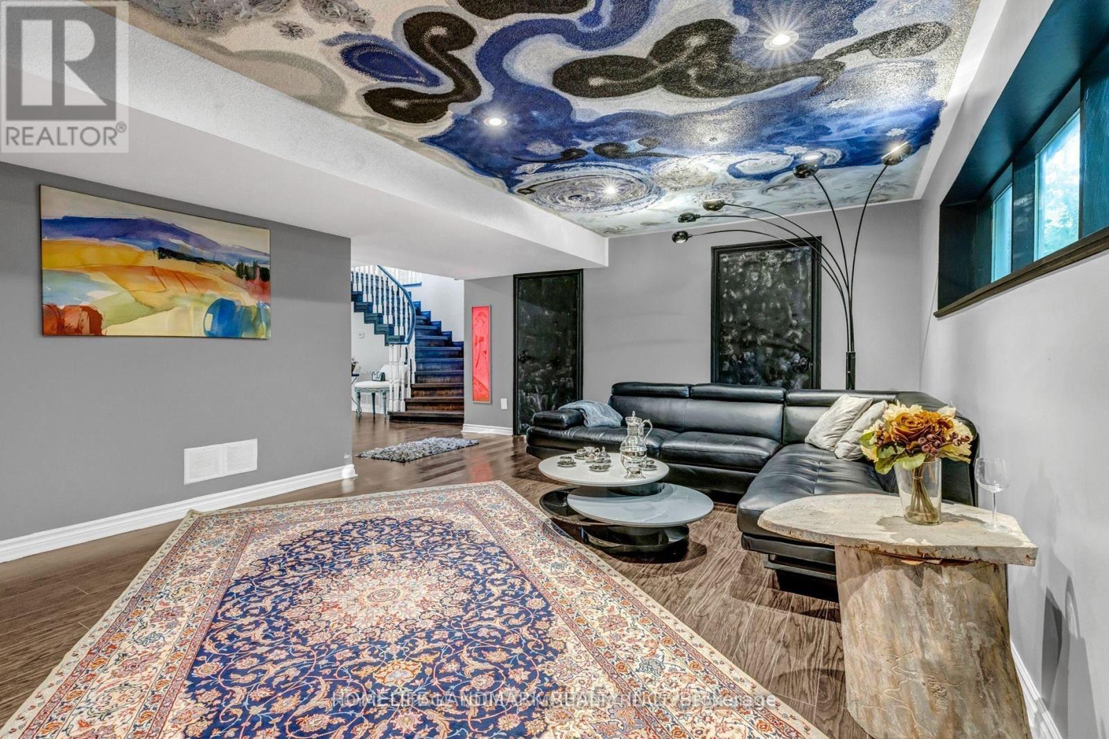 156 Duncan Road, Richmond Hill, Ontario  L4C 6J8 - Photo 23 - N12612768