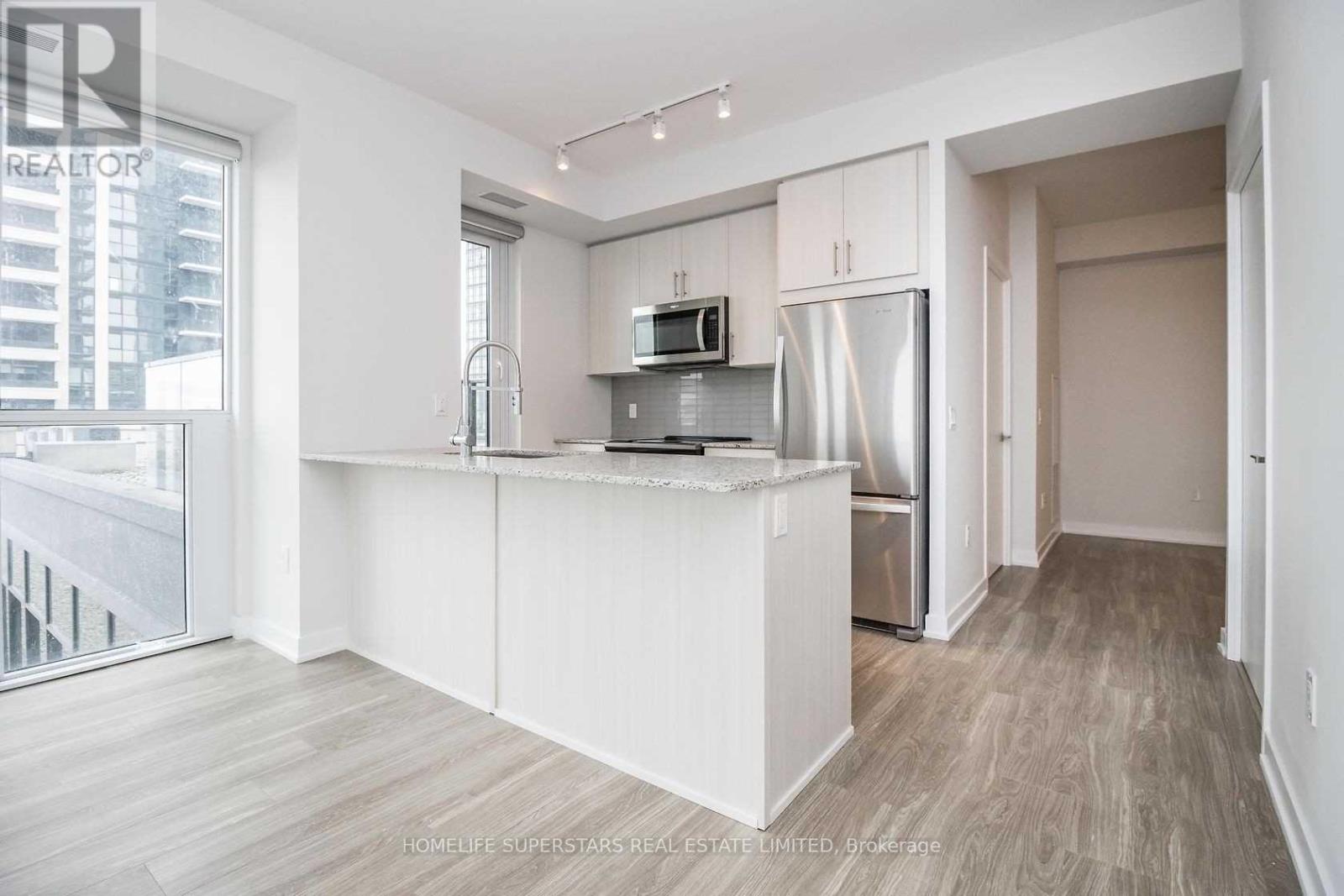 2712 - 4055 Parkside Village Drive, Mississauga, Ontario  L5B 0K8 - Photo 21 - W12610728