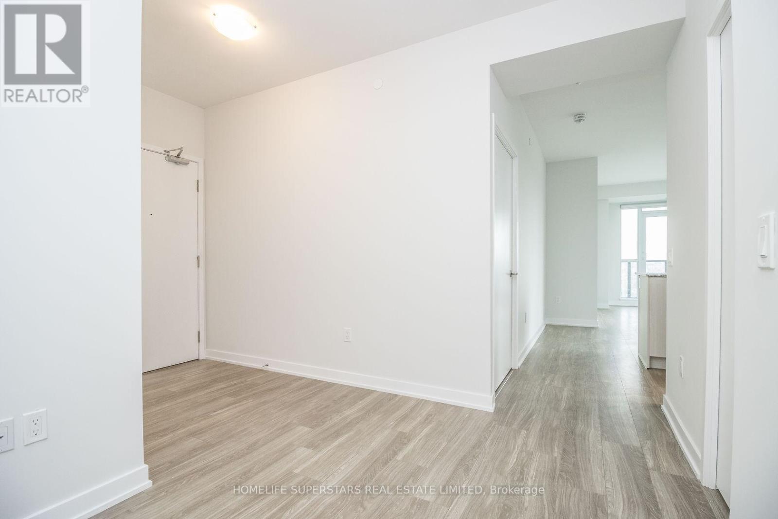 2712 - 4055 Parkside Village Drive, Mississauga, Ontario  L5B 0K8 - Photo 6 - W12610728