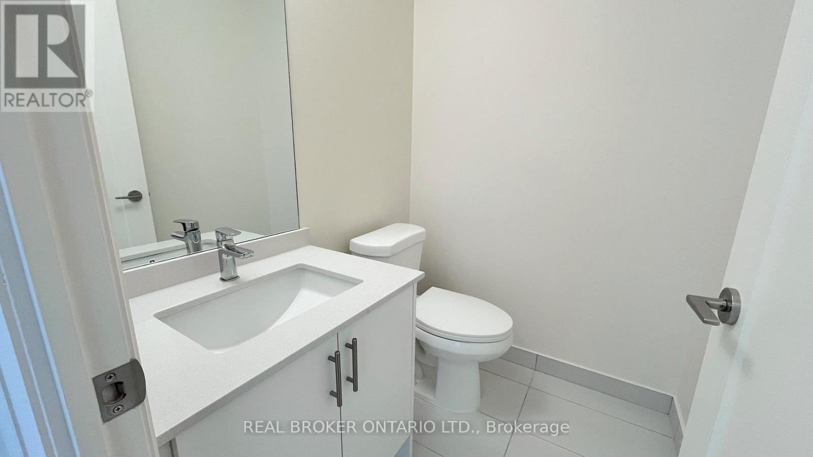 307 - 27 Korda Gate, Vaughan, Ontario  L4K 2M9 - Photo 13 - N12614228