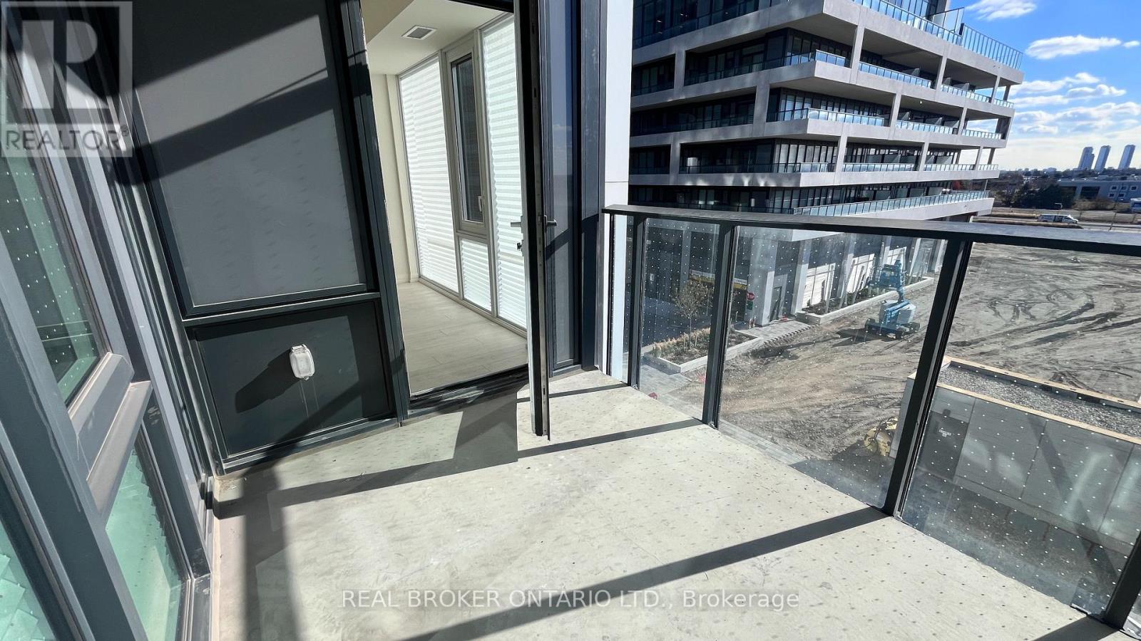 307 - 27 Korda Gate, Vaughan, Ontario  L4K 2M9 - Photo 22 - N12614228