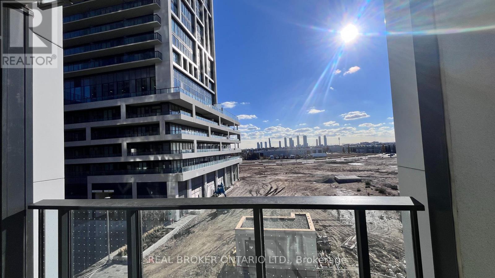 307 - 27 Korda Gate, Vaughan, Ontario  L4K 2M9 - Photo 24 - N12614228