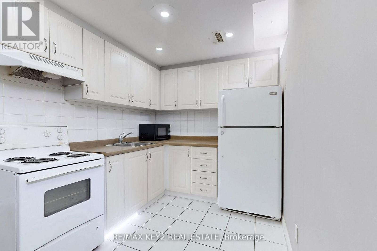 Bsmt - 201 Hopecrest Road, Markham, Ontario  L6C 2V6 - Photo 3 - N12614242