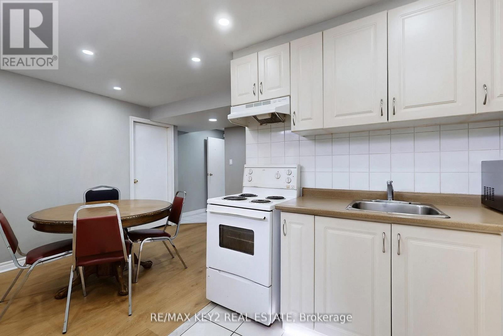 Bsmt - 201 Hopecrest Road, Markham, Ontario  L6C 2V6 - Photo 4 - N12614242