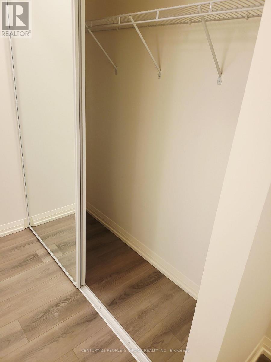 309 - 27 Korda Gate, Vaughan, Ontario  L4K 0P6 - Photo 4 - N12614244