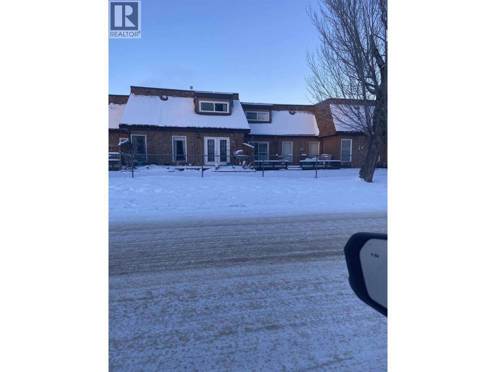 10618 102 Street, Fort St. John, British Columbia  V1J 4X7 - Photo 2 - R3070370