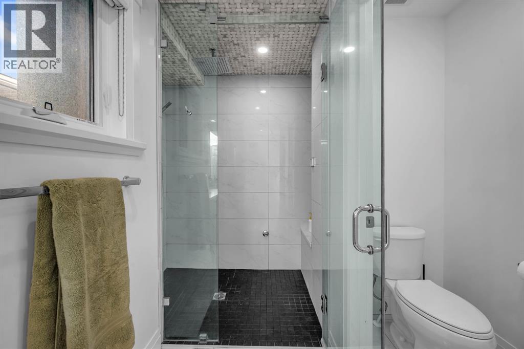 2640 28 Street Sw, Calgary, Alberta  T3E 2J1 - Photo 17 - A2257281