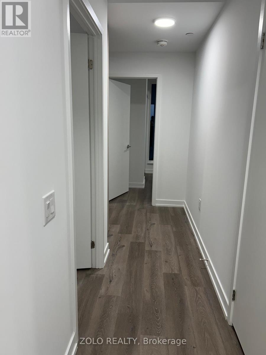 2408 - 395 Square One Drive, Mississauga, Ontario L5B 0P6 - Photo 11 - W12614256