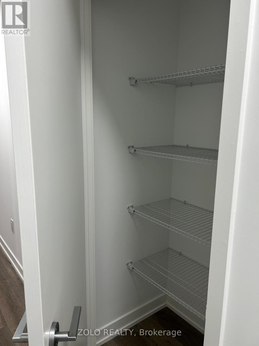 2408 - 395 Square One Drive, Mississauga, Ontario L5B 0P6 - Photo 13 - W12614256