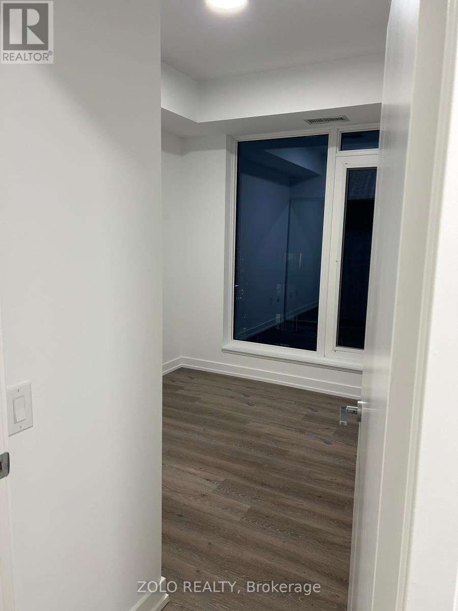 2408 - 395 Square One Drive, Mississauga, Ontario L5B 0P6 - Photo 14 - W12614256