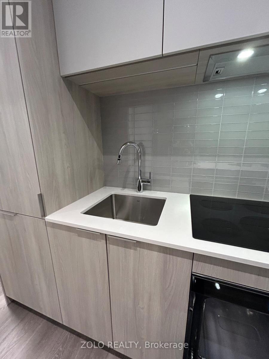 2408 - 395 Square One Drive, Mississauga, Ontario L5B 0P6 - Photo 24 - W12614256