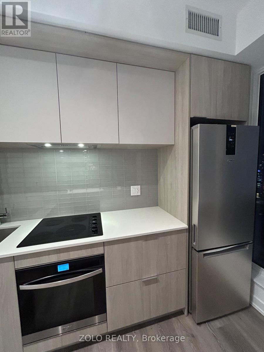 2408 - 395 Square One Drive, Mississauga, Ontario L5B 0P6 - Photo 25 - W12614256