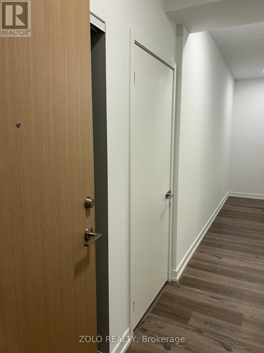 2408 - 395 Square One Drive, Mississauga, Ontario L5B 0P6 - Photo 3 - W12614256