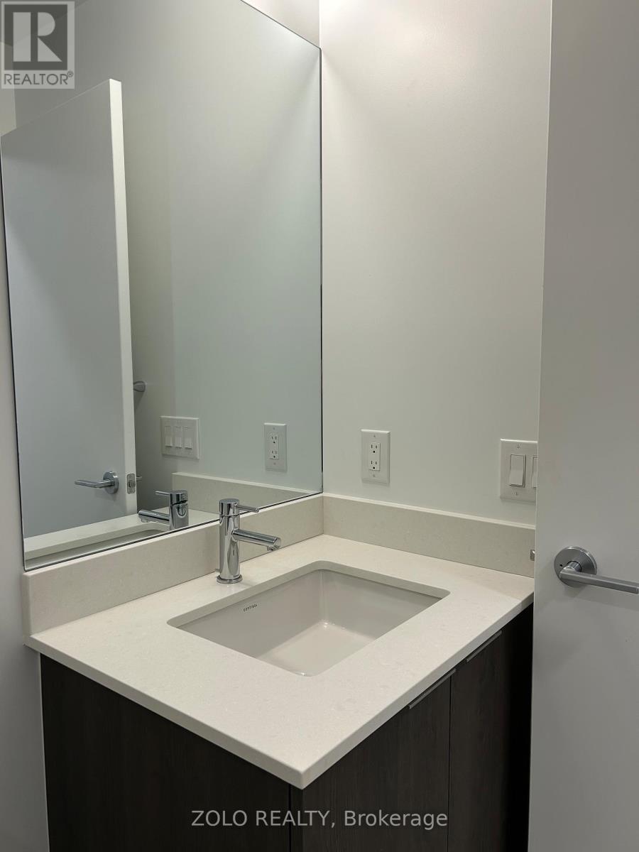 2408 - 395 Square One Drive, Mississauga, Ontario L5B 0P6 - Photo 9 - W12614256