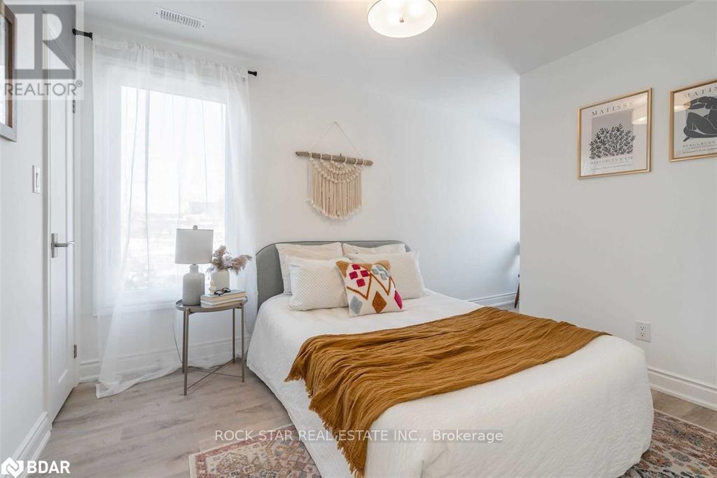 Upper - 1 Edward Street, Hamilton, Ontario  L8L 2V2 - Photo 15 - X12614240