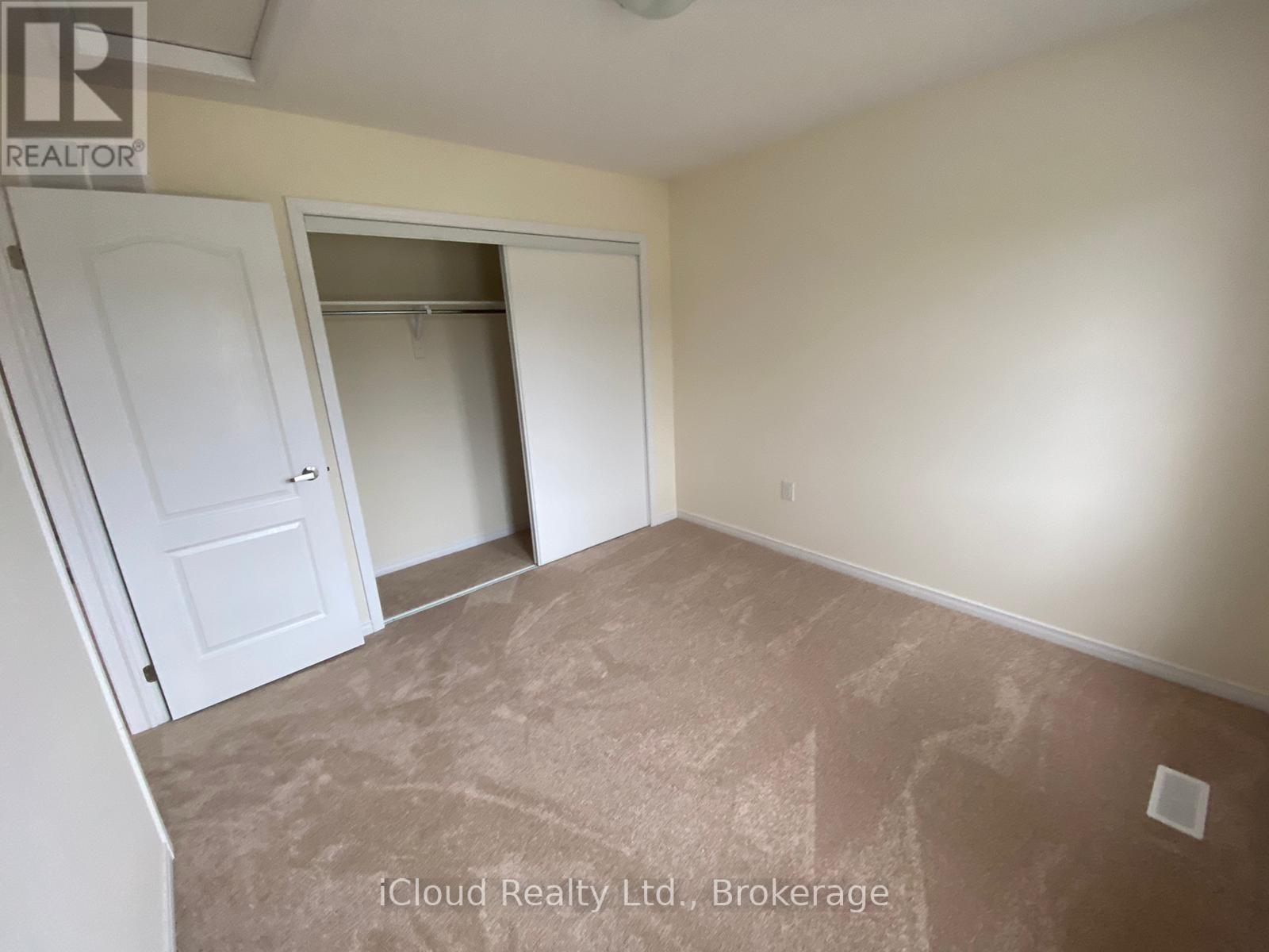 8871 Chickory Trail, Niagara Falls, Ontario  L2H 3S3 - Photo 7 - X12614258