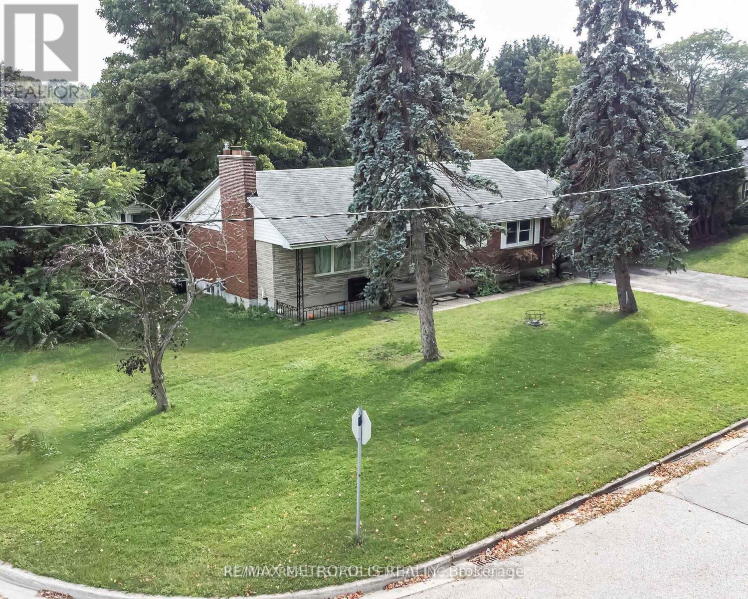 Basement - 73 Edgar Drive, London North, Ontario  N6G 1K2 - Photo 9 - X12614268