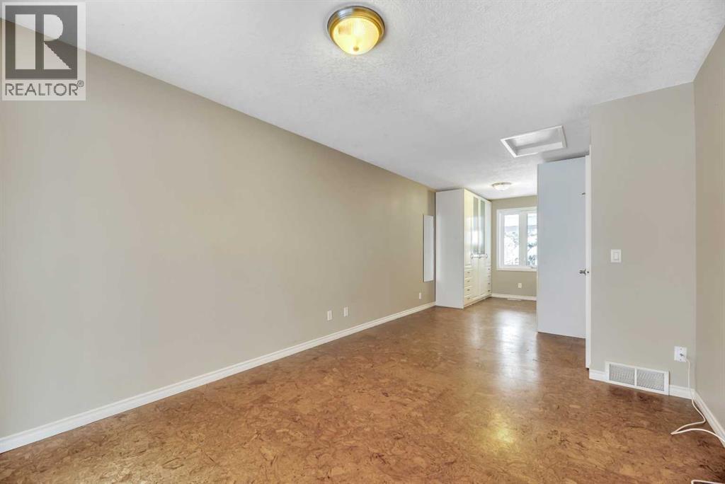 124 Deercrest Close Se, Calgary, Alberta  T2J 5T3 - Photo 19 - A2273628