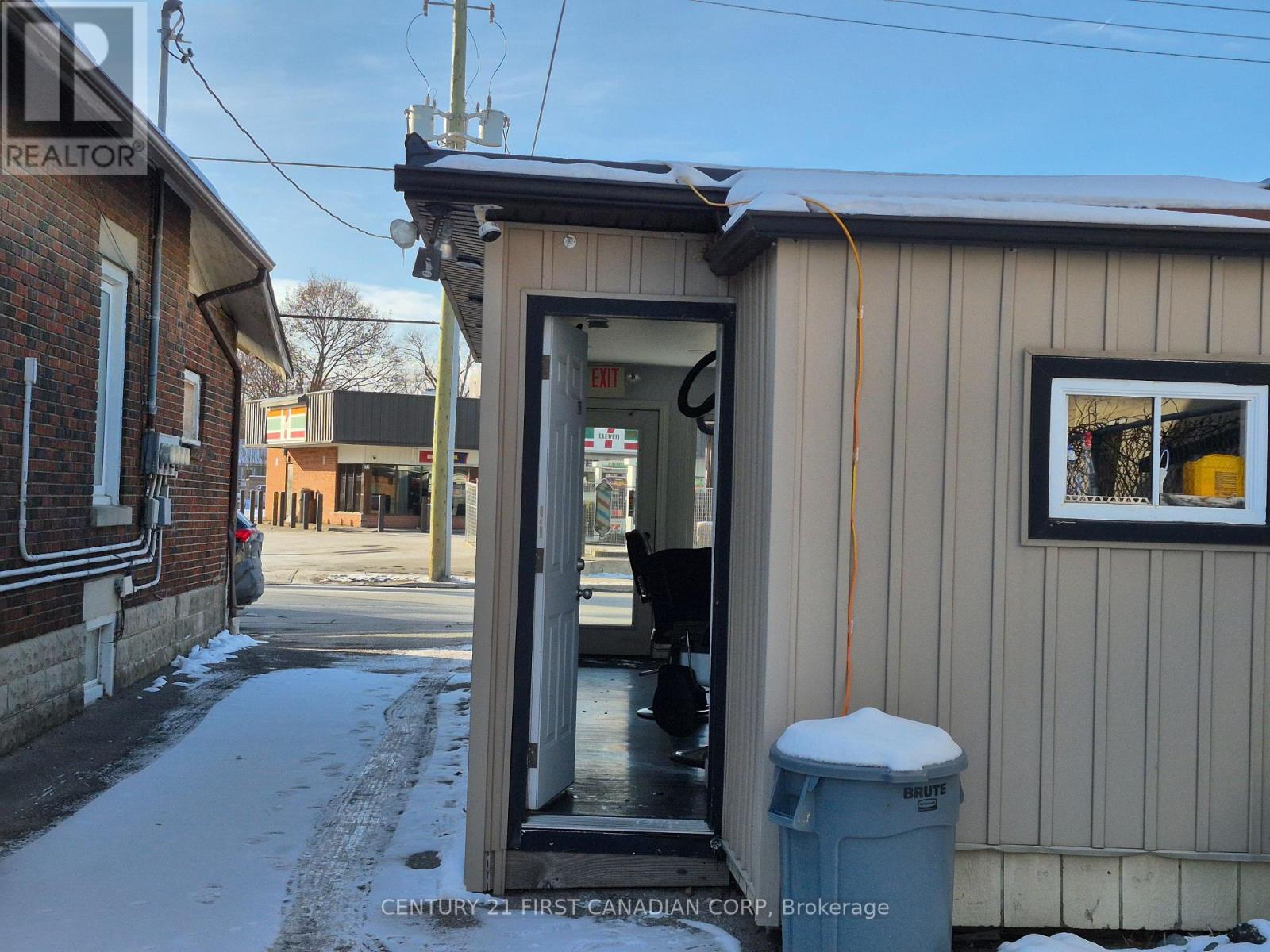 Unknown Address, ,     - Photo 14 - X12614306