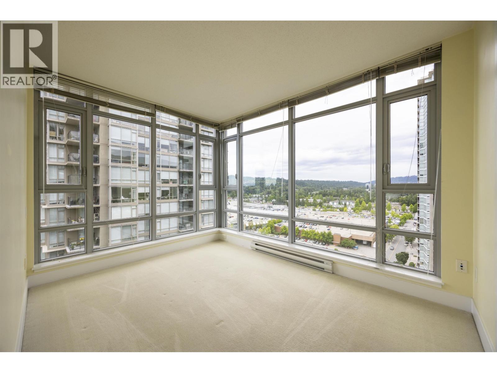 2002 1155 The High Street, Coquitlam, British Columbia  V3B 7W4 - Photo 3 - R3073117