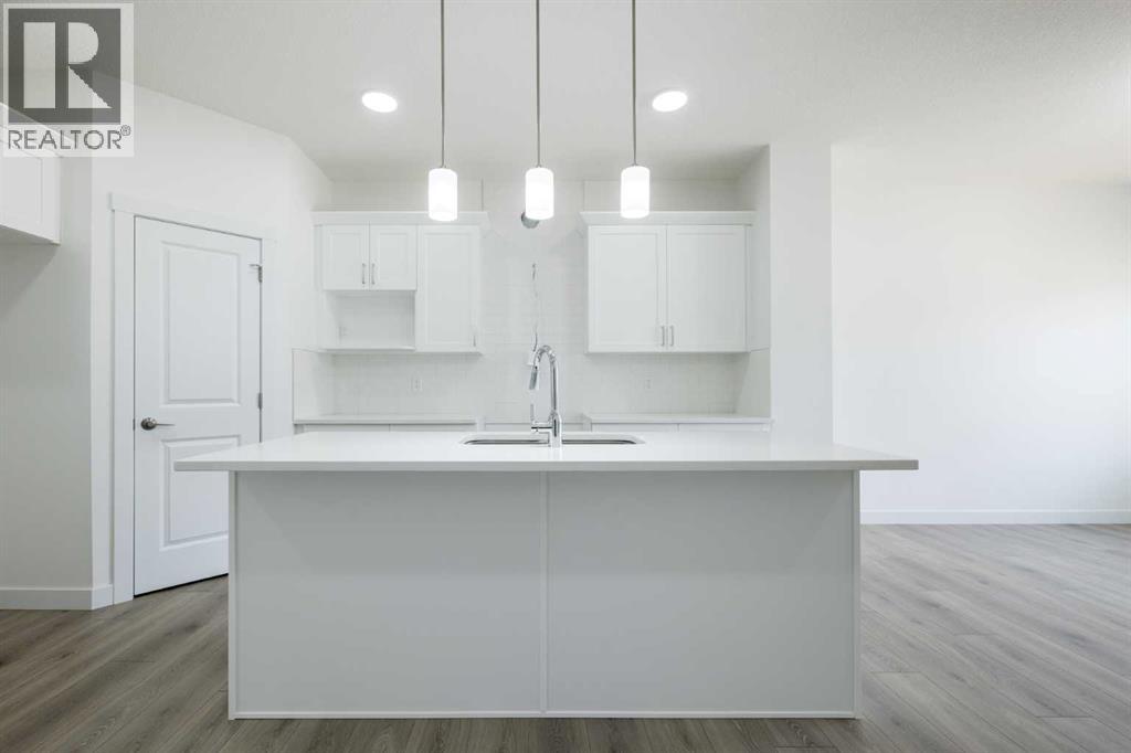 438 Heartland Way, Cochrane, Alberta  T4C 3L7 - Photo 9 - A2274662