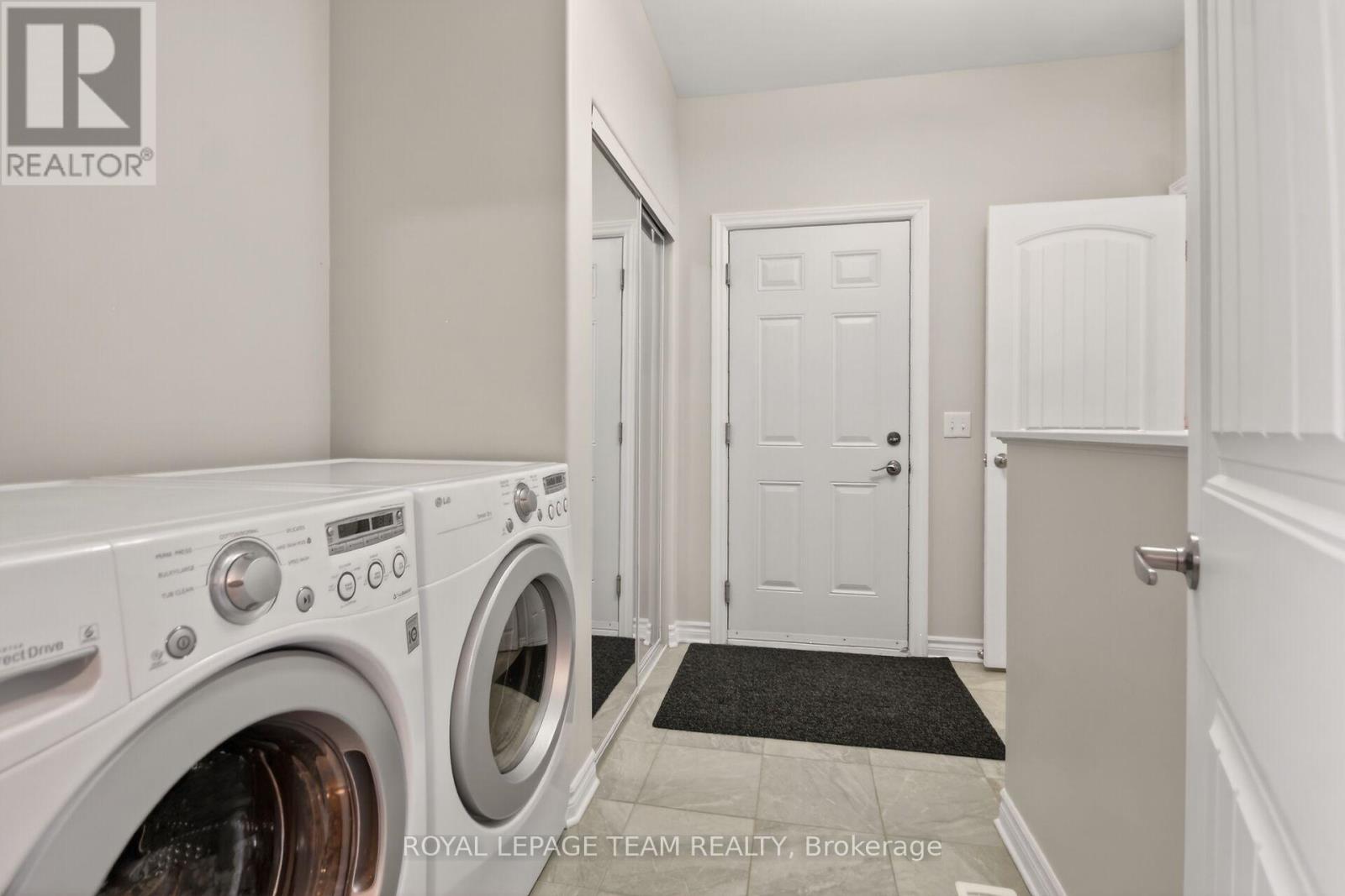 286 Dean Ridge Road, Drummond/north Elmsley, Ontario K7C 0E1 - Photo 24 - X12608852