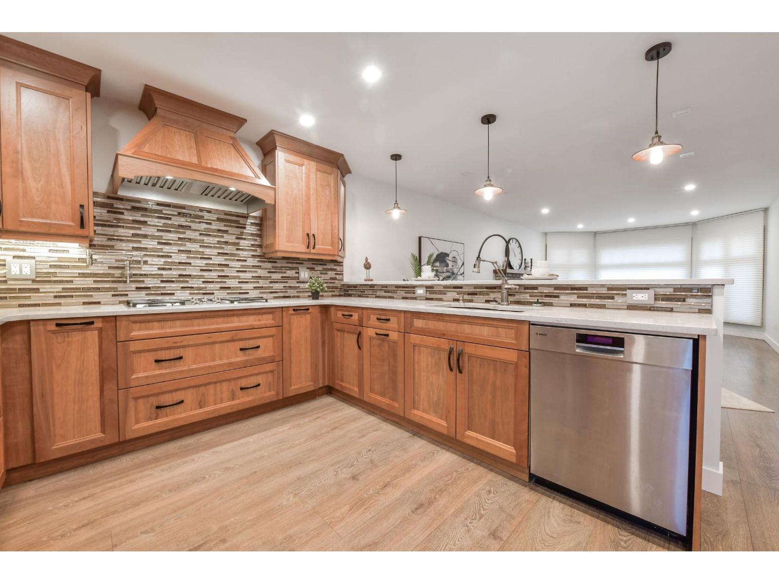 6035 172b Street, Surrey, British Columbia  V3S 6G6 - Photo 13 - R3073075