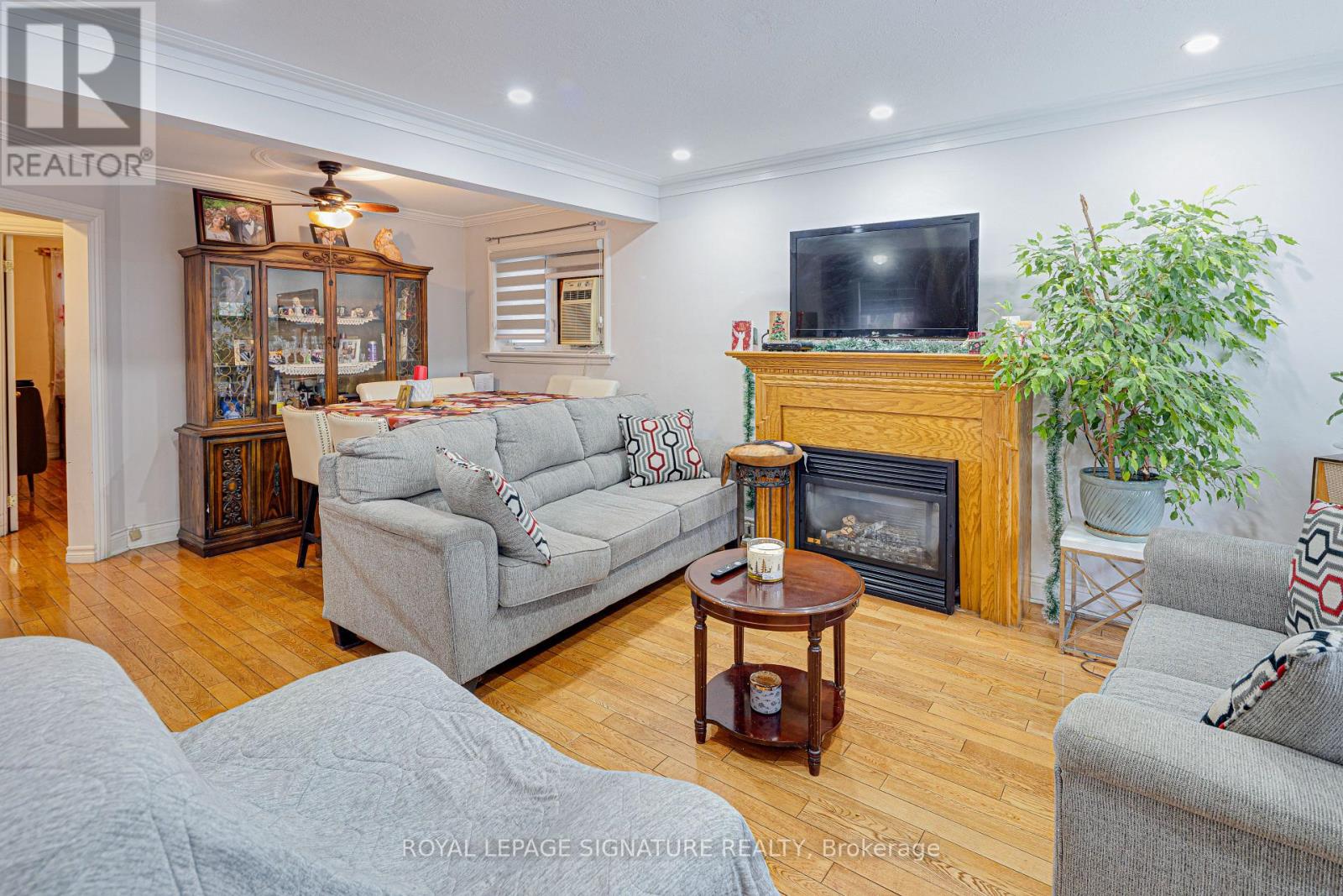 418 O' Connor Drive, Toronto, Ontario  M4J 2W3 - Photo 17 - E12614316