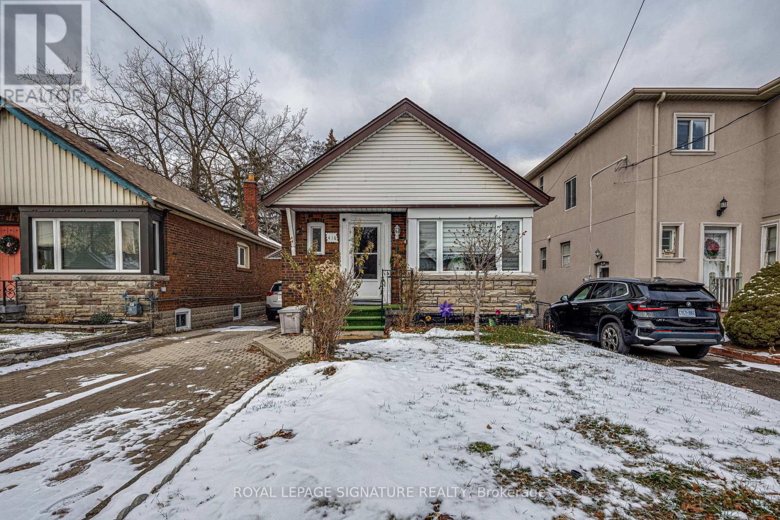 418 O' Connor Drive, Toronto, Ontario  M4J 2W3 - Photo 2 - E12614316